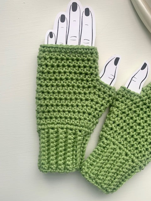 Fingerless Gloves - Mid Green