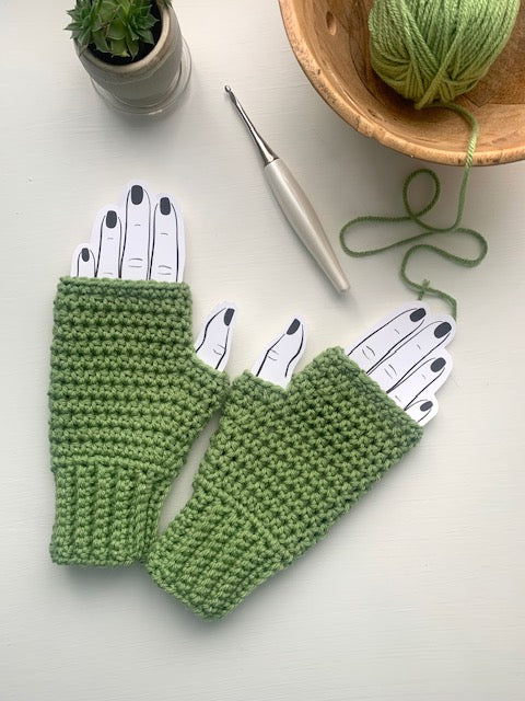 Fingerless Gloves - Mid Green