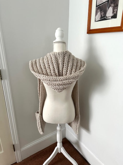 Hooded Pocket Scarf Pattern